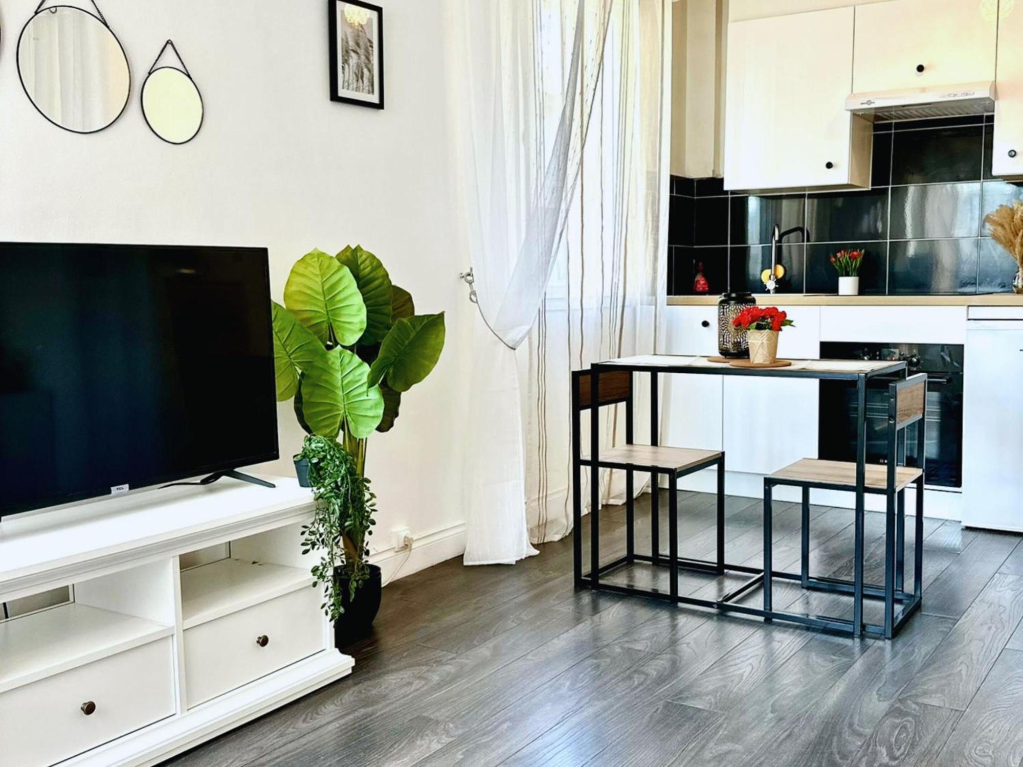 Cosy Palm Beach, Studio Pres De La Mer Et De La Croisette Кан Екстериор снимка